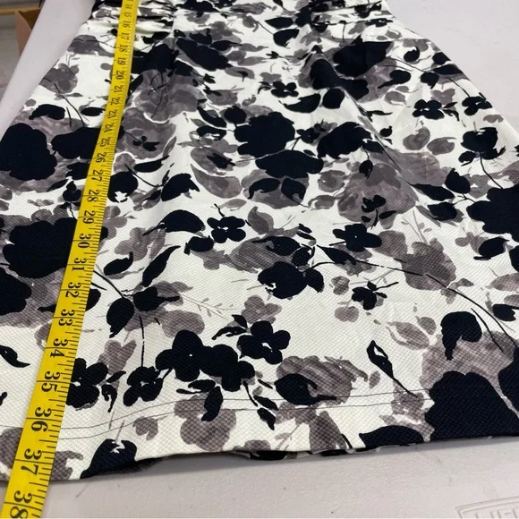 Adrianna Papell Petite black white gray floral sleeveless dress size 12P - Picture 11 of 11